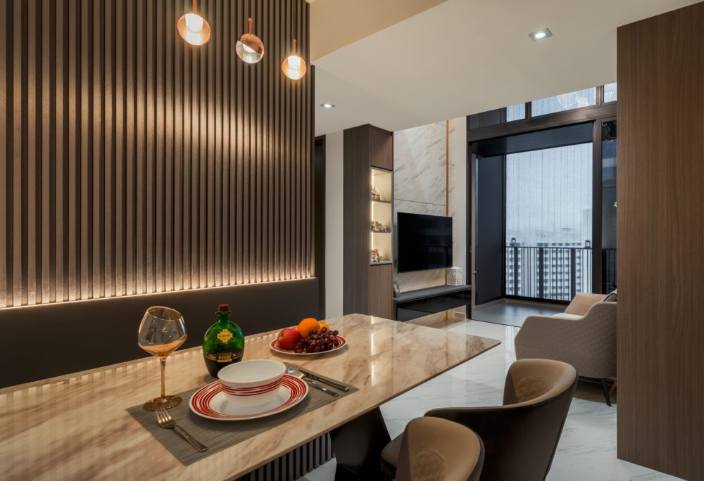 Lequest - 614sqft by Editor Interior. Unit is Condo and follows a Modern Luxury style.